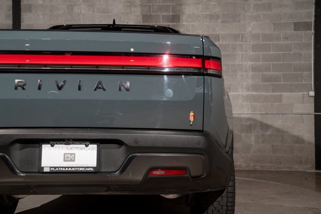 Used 2026 Rivian R1T Premium AWD/4WD image 14
