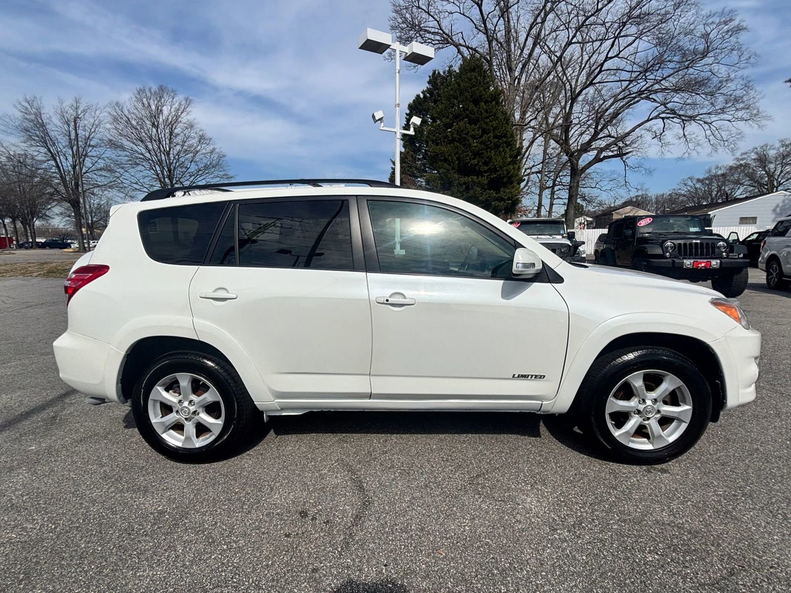 Used 2011 Toyota RAV4 Limited w/ Limited Extra Value Pkg image 2