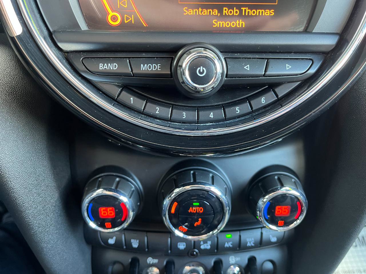 Used 2016 MINI Cooper S image 29