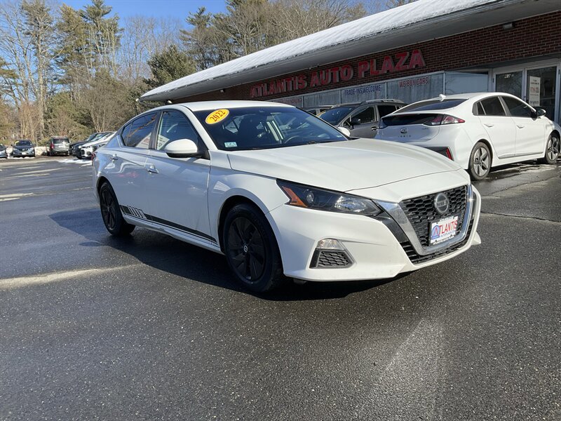 Used 2022 Nissan Altima 2.5 S image 3