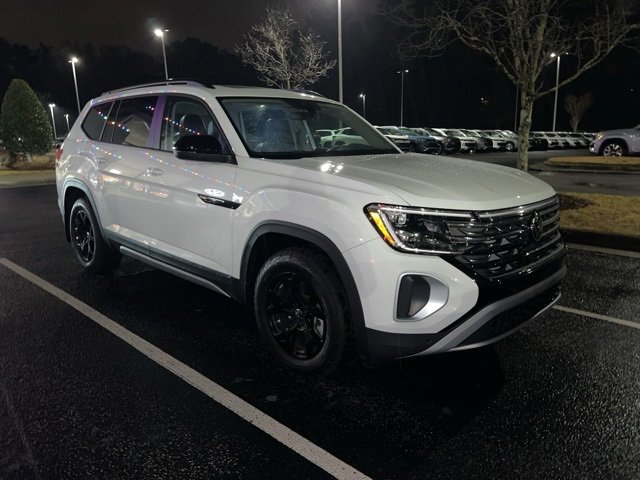 Certified 2024 Volkswagen Atlas Peak Edition SE