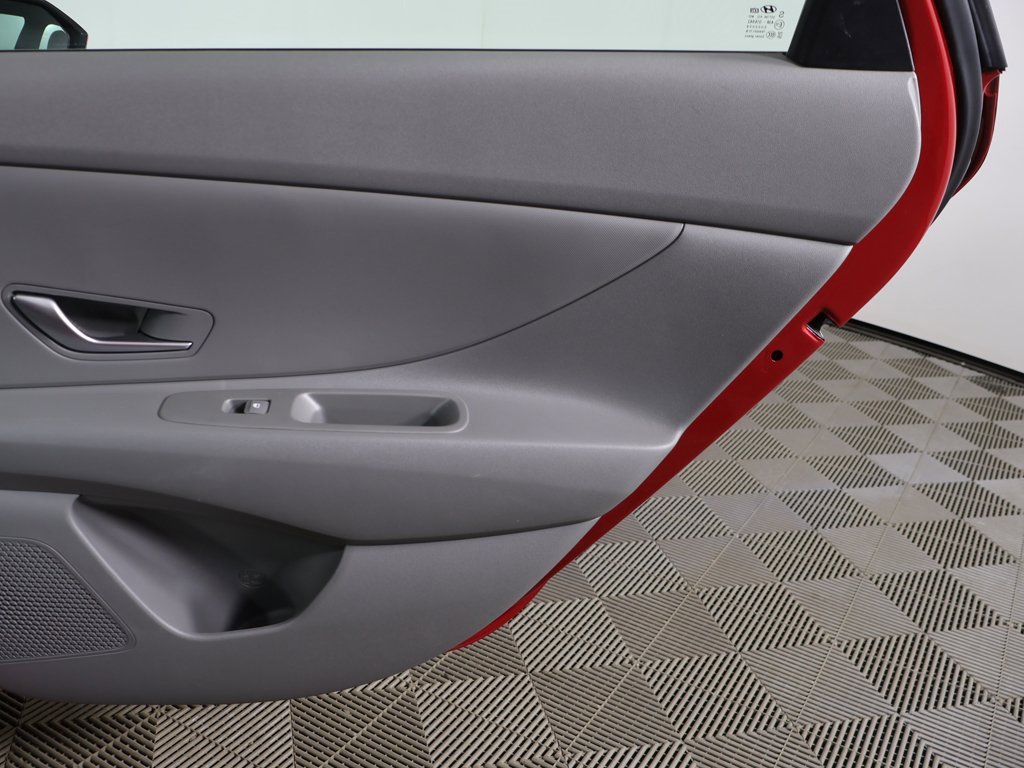 Certified 2023 Hyundai Elantra SEL image 22