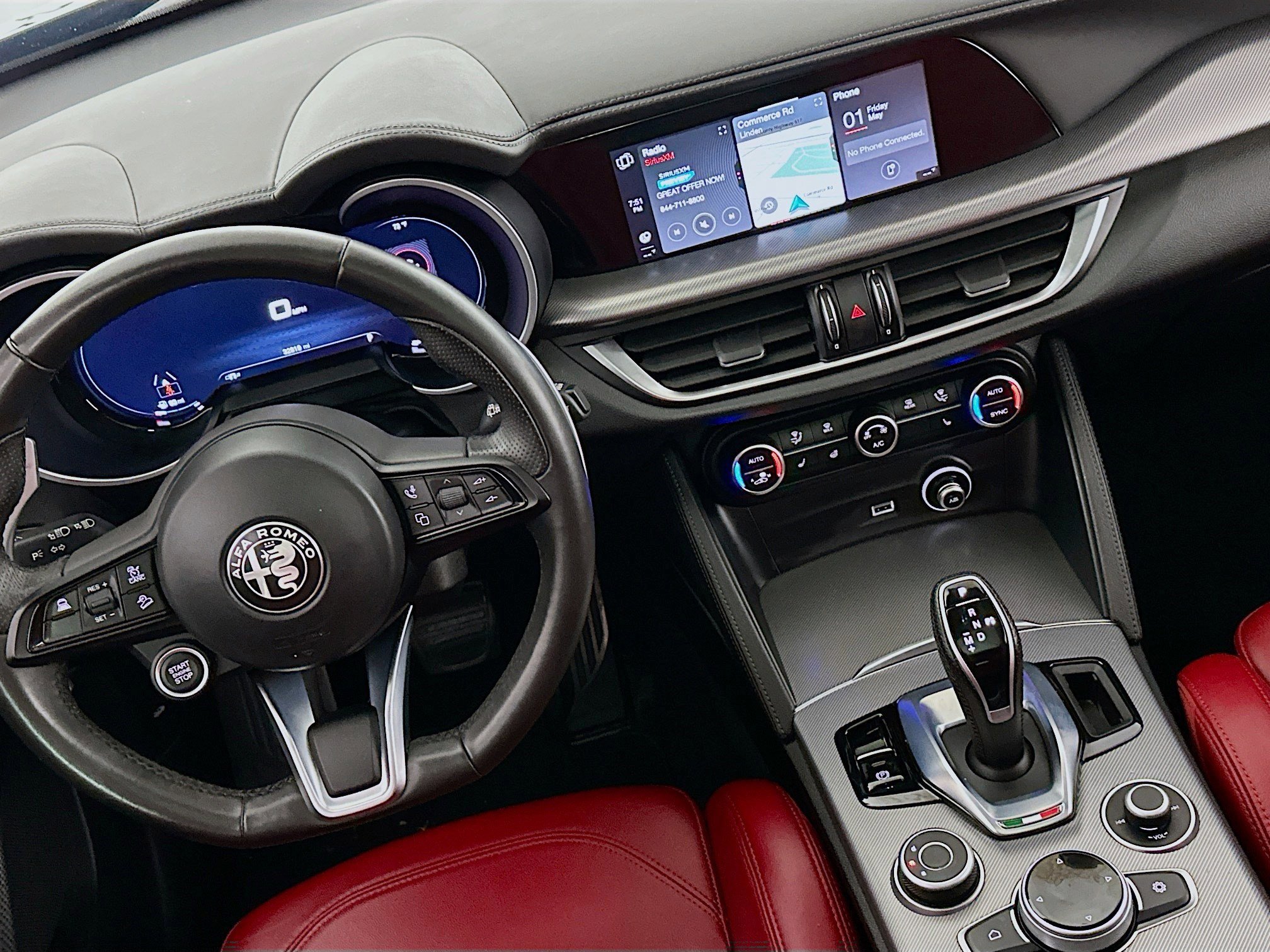 Used 2024 Alfa Romeo Stelvio Veloce AWD/4WD image 19