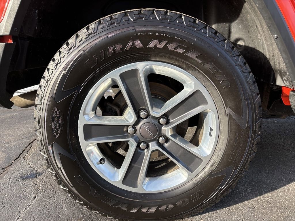 Used 2018 Jeep Wrangler Unlimited Sahara image 53
