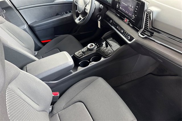 New 2025 Kia Sportage LX image 19