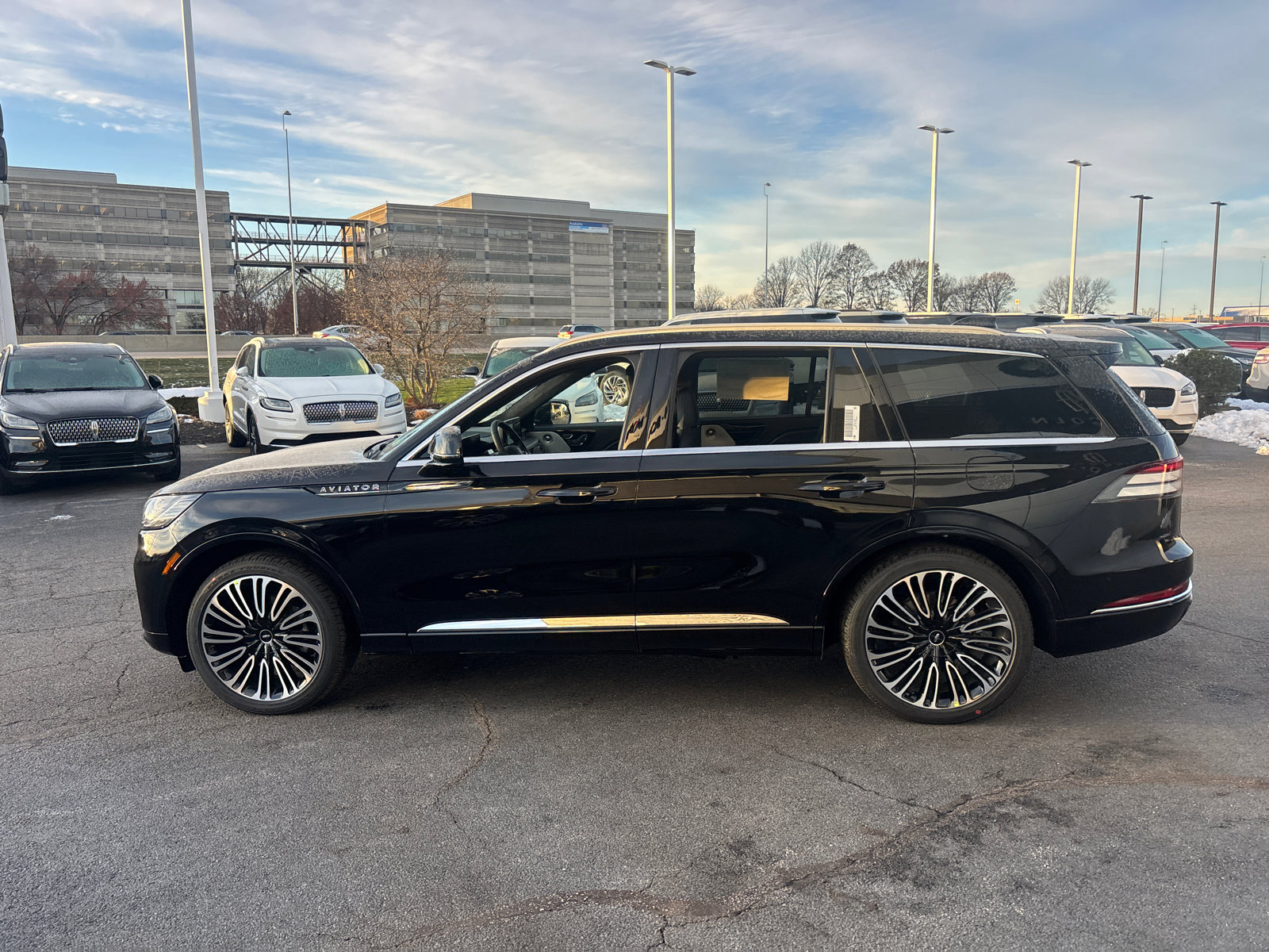 New 2026 Lincoln Aviator Black Label w/ Dynamic Handling Package image 4