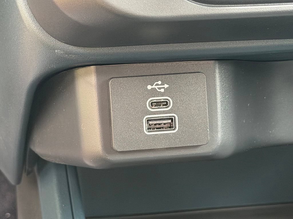 New 2026 Ford Maverick XL AWD/4WD image 11