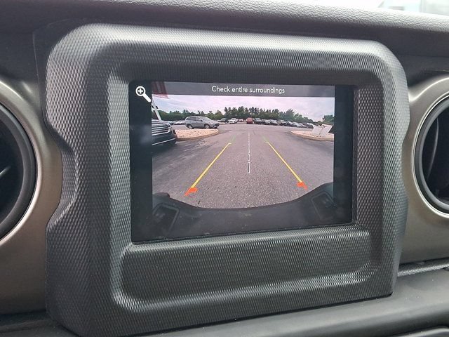 Certified 2023 Jeep Gladiator Sport AWD/4WD image 22