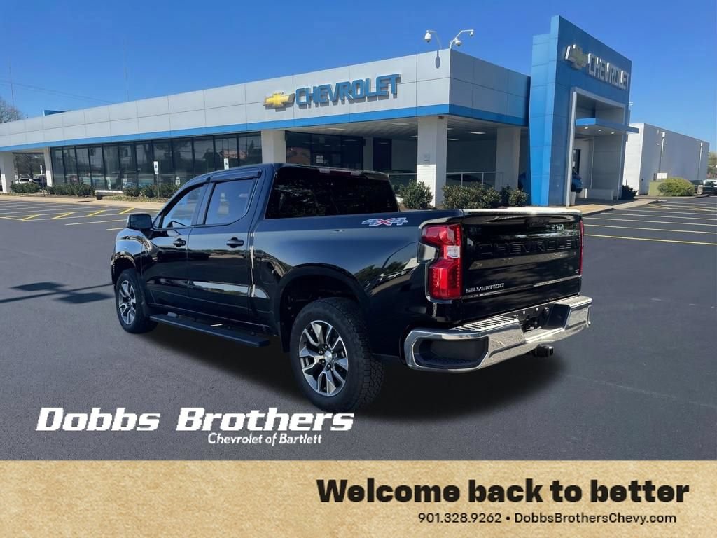 Used 2023 Chevrolet Silverado 1500 LT AWD/4WD image 6
