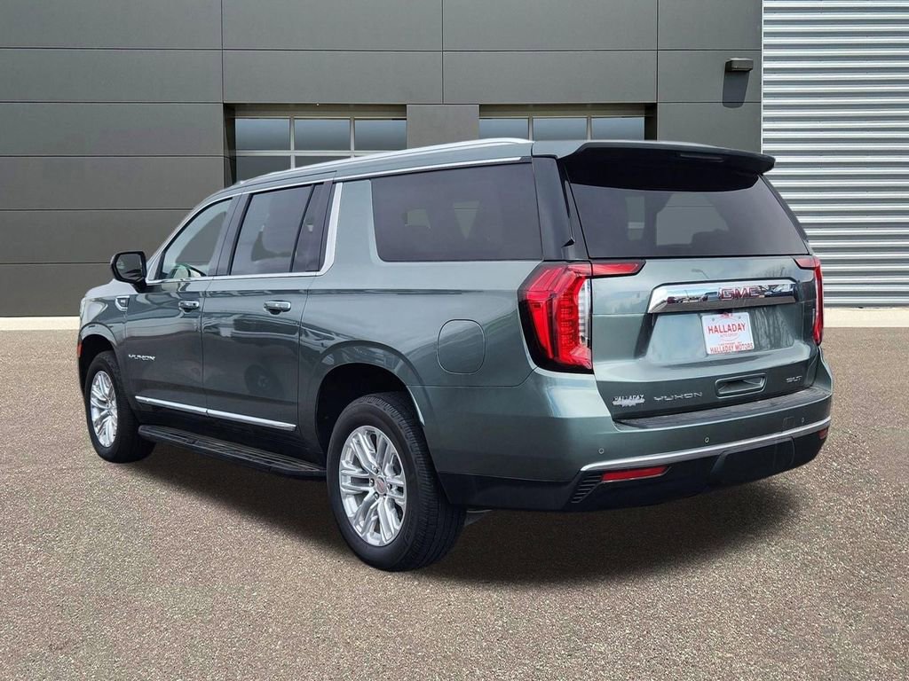 Certified 2023 GMC Yukon XL SLT image 3