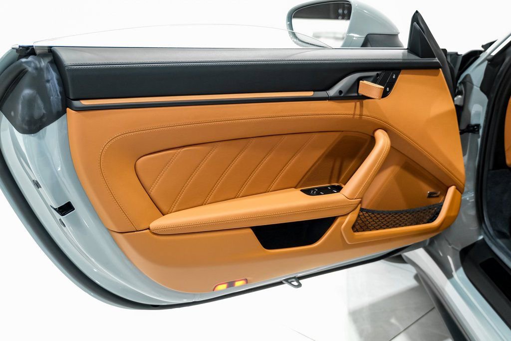 Used 2024 Porsche 911 S/T image 40