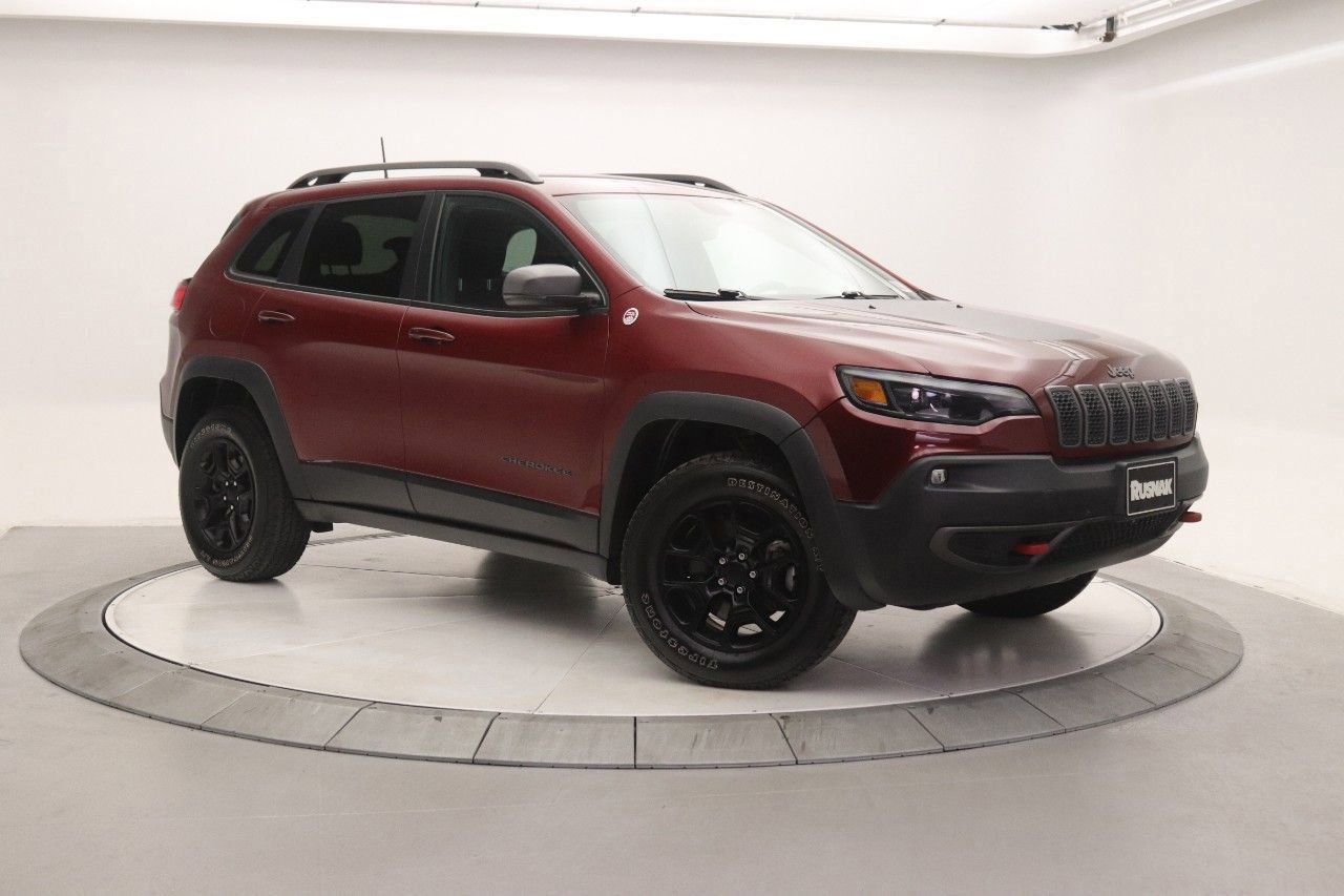 Used 2020 Jeep Cherokee Trailhawk w/ Cold Weather Group image 33
