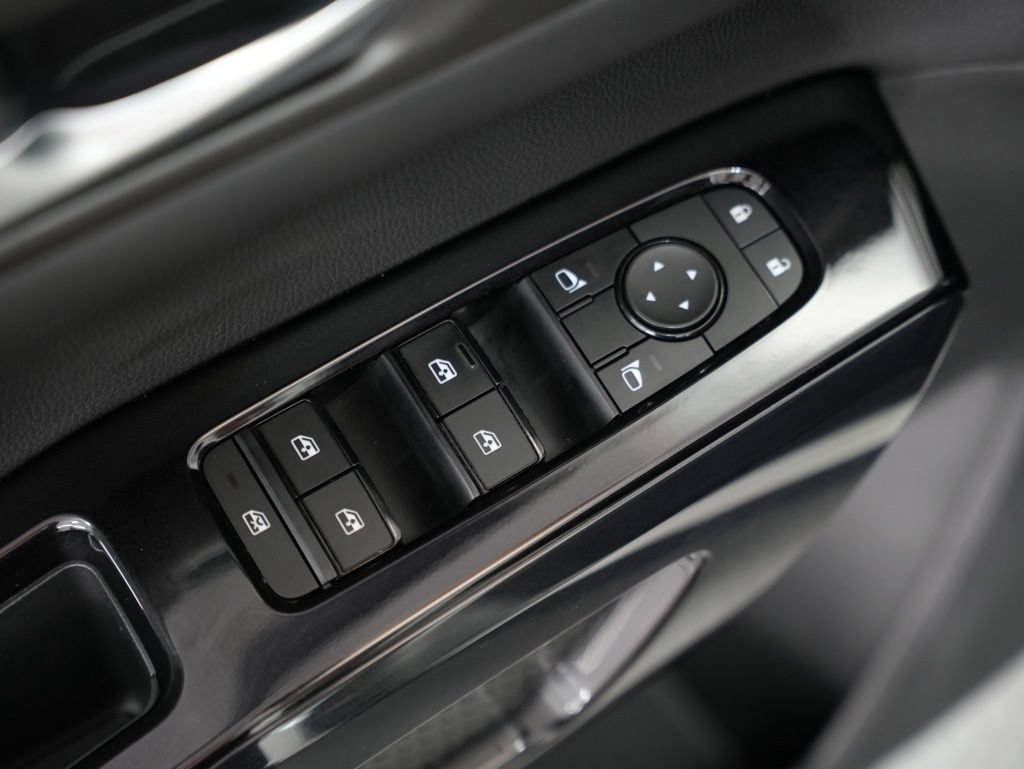 Used 2022 Nissan Pathfinder SV w/ SV Premium Package AWD/4WD image 44