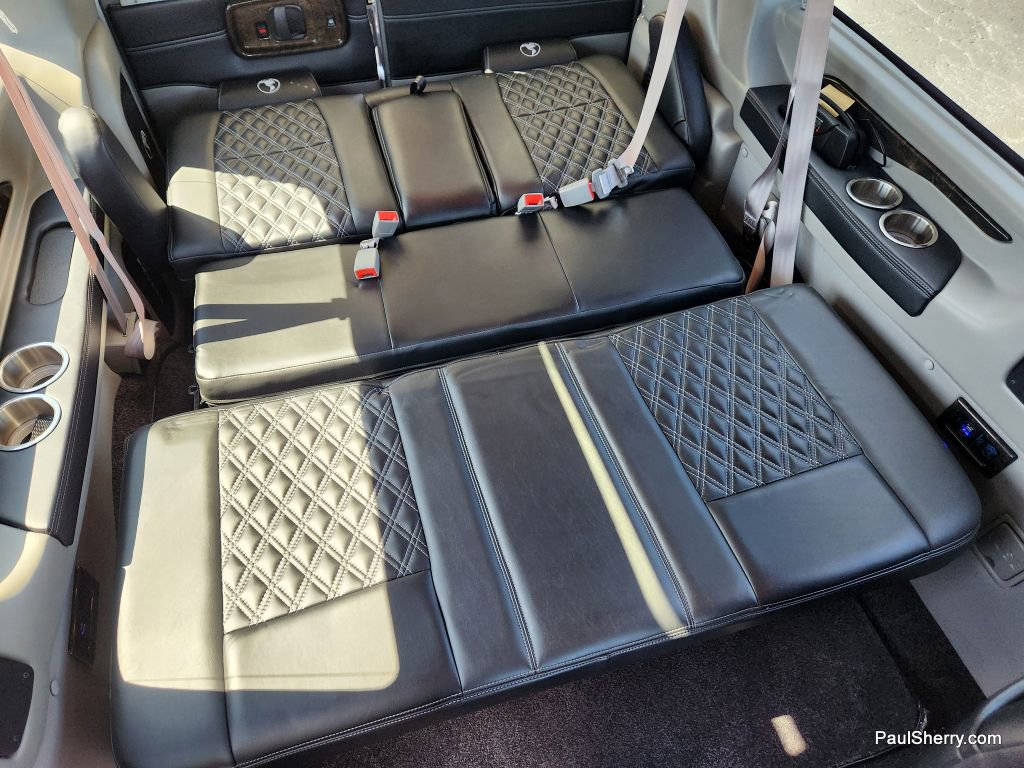 Used 2023 Chevrolet Express 2500 image 53