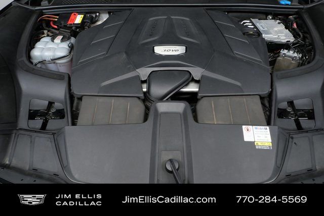 Used 2022 Porsche Cayenne Coupe image 35