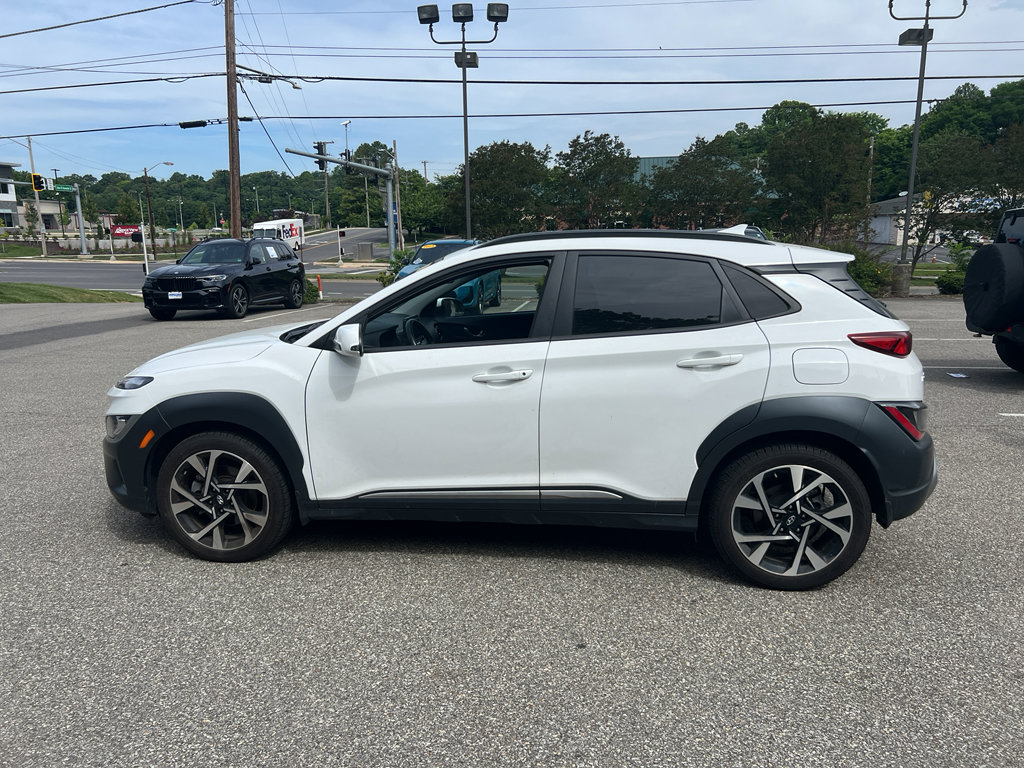 Used 2023 Hyundai Kona Limited FWD image 7