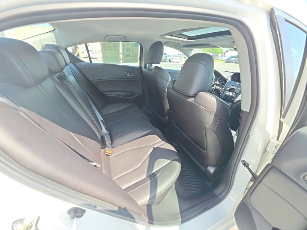Used 2020 Acura ILX FWD image 30