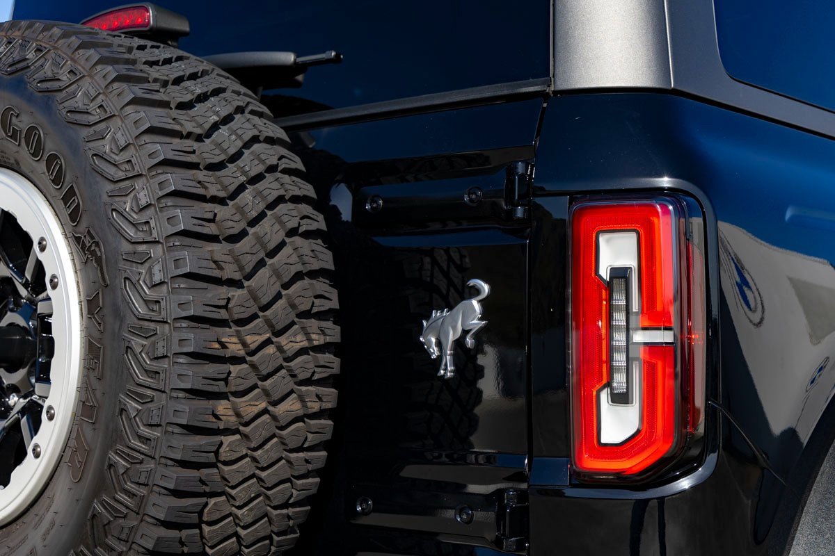 Used 2023 Ford Bronco Outer Banks w/ Sasquatch Package image 12