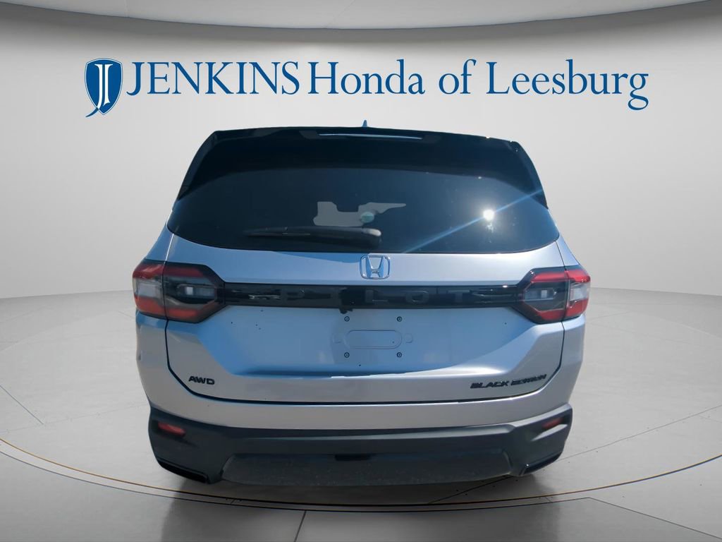 New 2026 Honda Pilot Black Edition image 4
