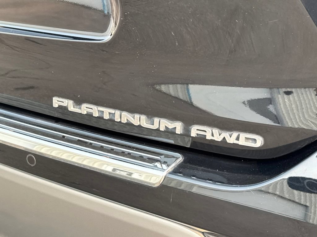 Used 2021 Toyota Highlander Platinum AWD/4WD image 10