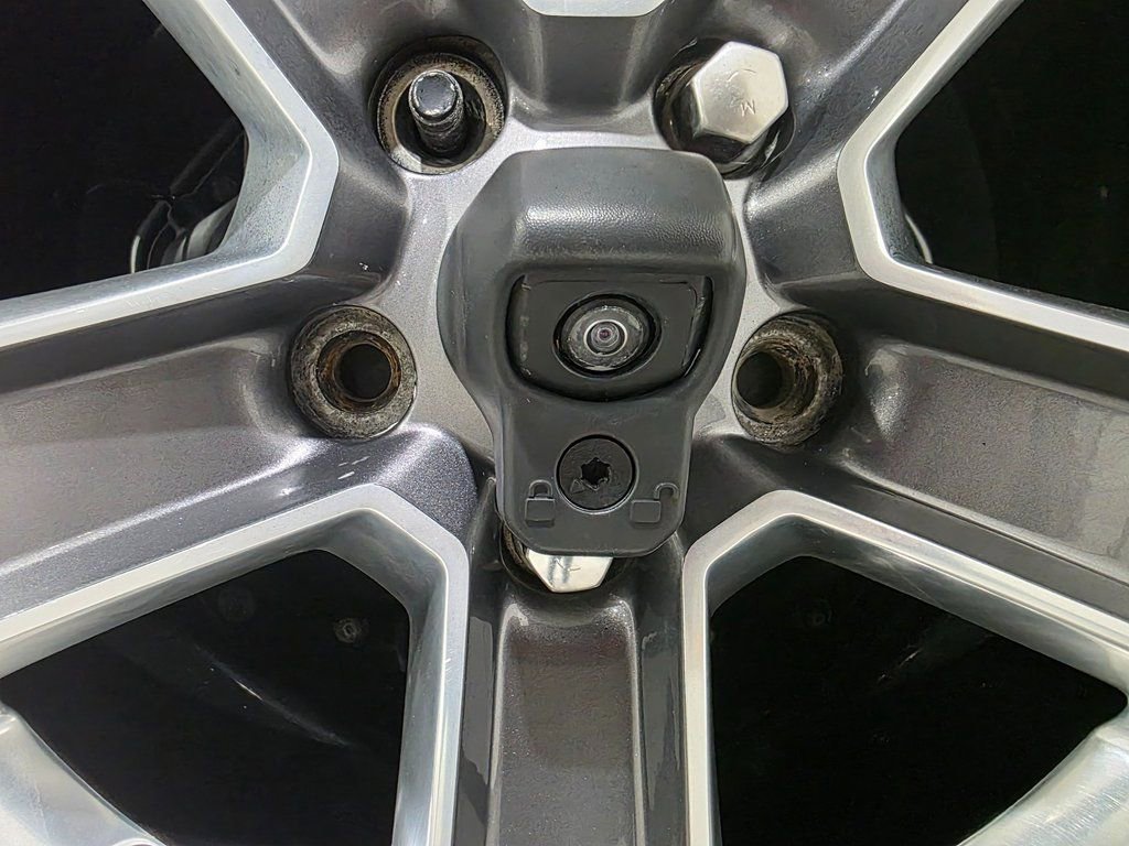 Used 2021 Jeep Wrangler Unlimited Sahara w/ Uconnect 4C Nav & Sound Group image 24