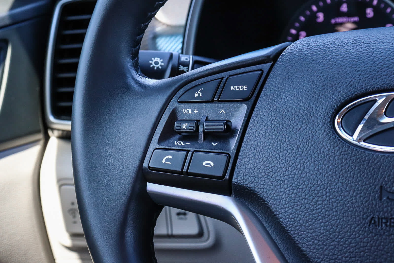 Used 2020 Hyundai Tucson Sport FWD image 22
