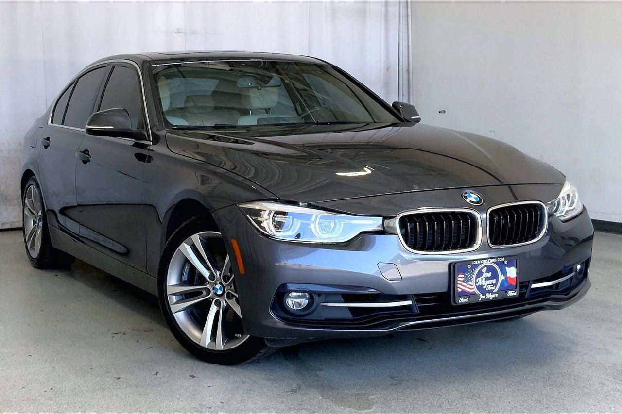 Used 2018 BMW 330i Sedan RWD image 34