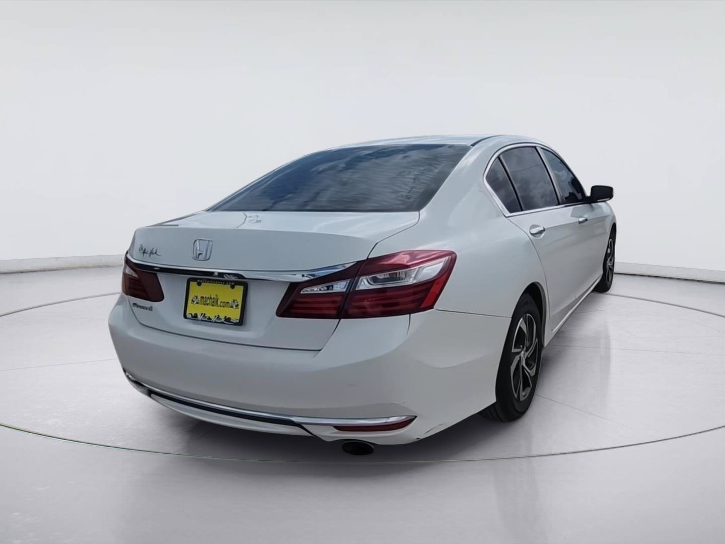 Used 2017 Honda Accord LX image 8
