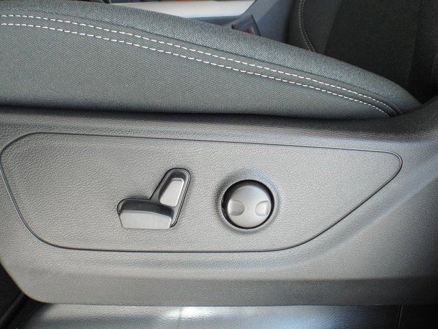 New 2026 RAM 1500 4x4 Crew Cab image 19