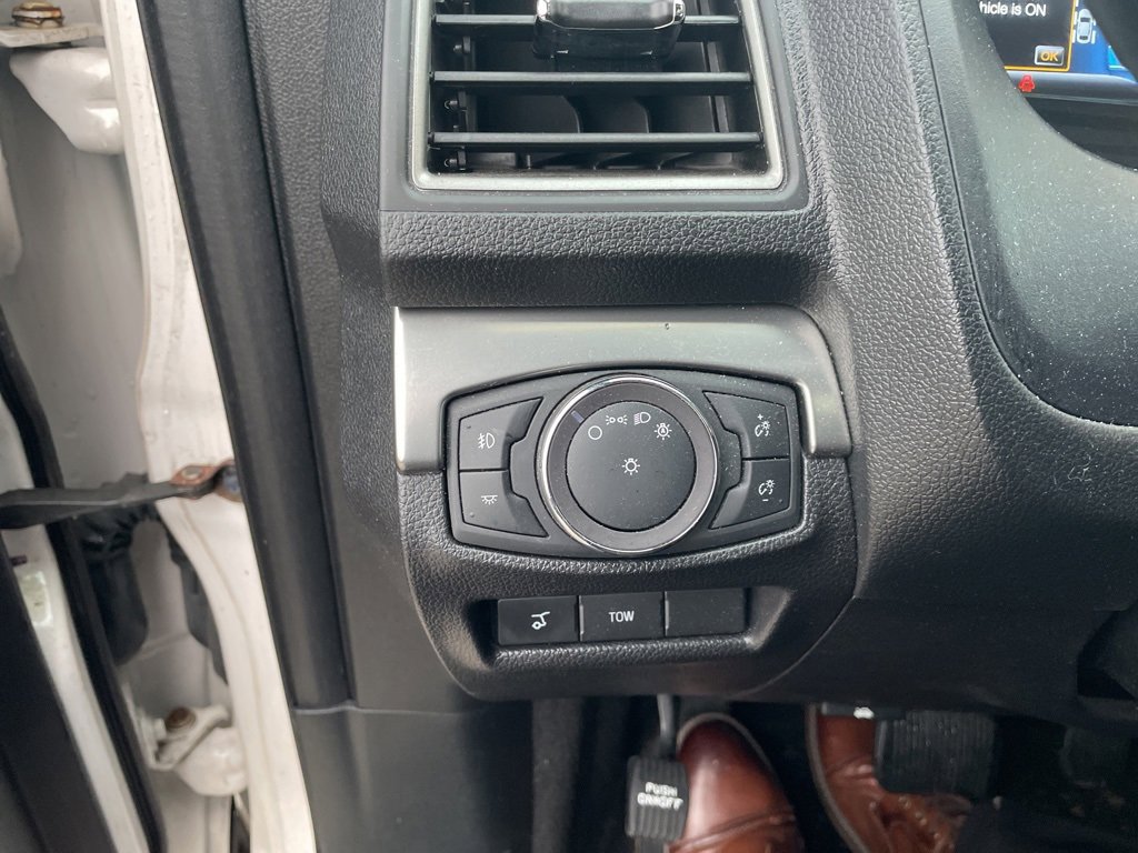 Used 2019 Ford Explorer XLT w/ Equipment Group 202A image 13