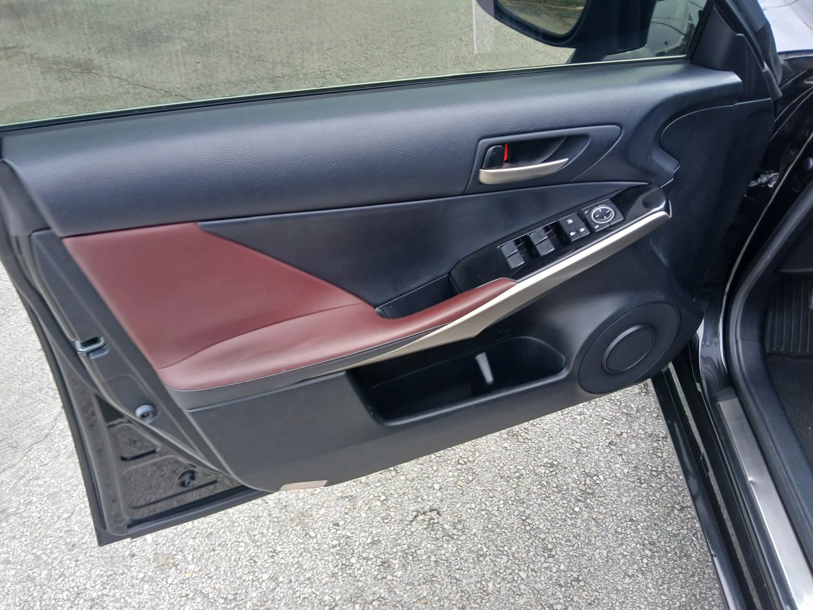 Used 2018 Lexus IS 300 w/ Premium Package RWD image 10
