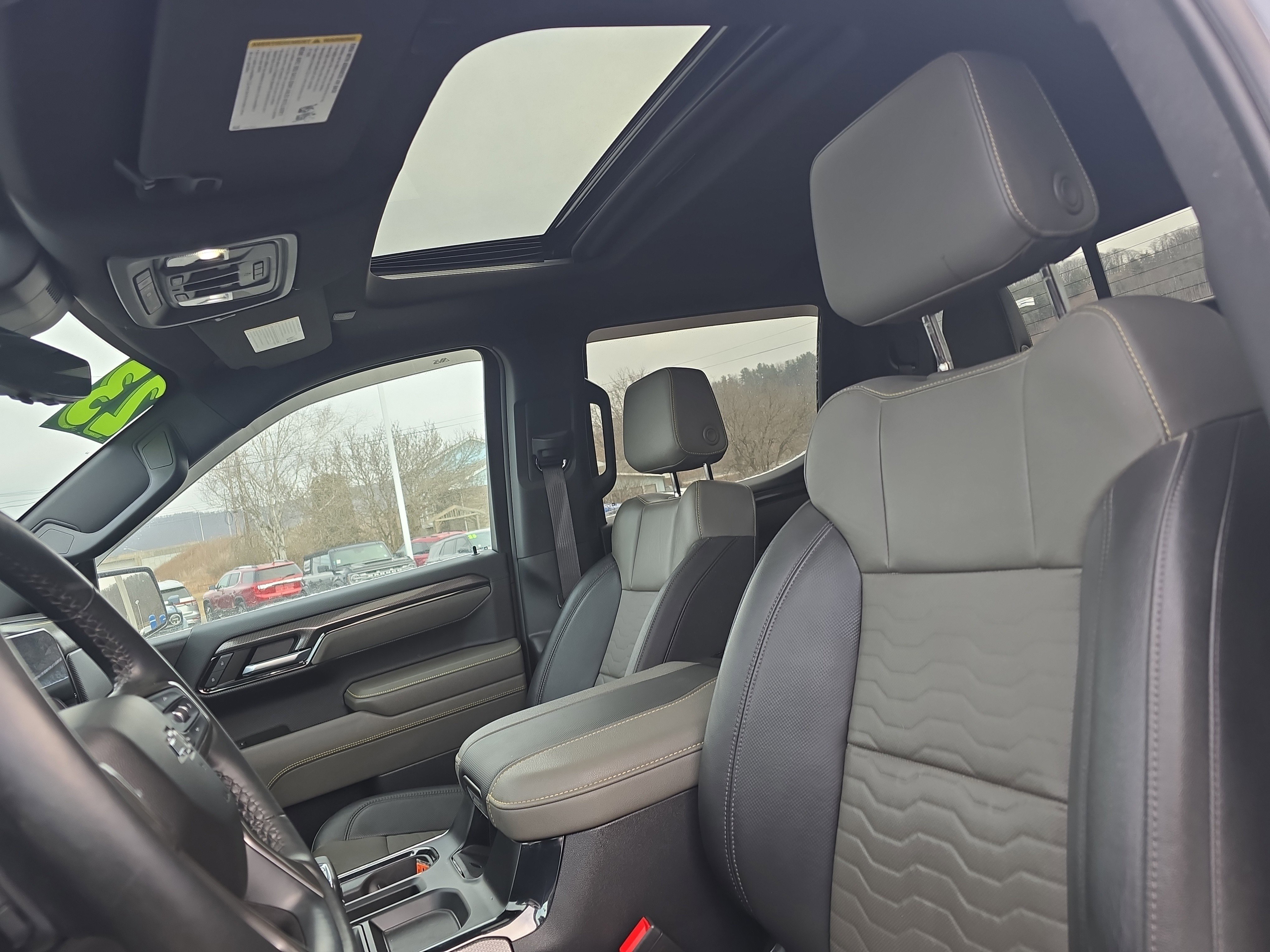 Used 2023 Chevrolet Silverado 1500 ZR2 w/ Technology Package image 14