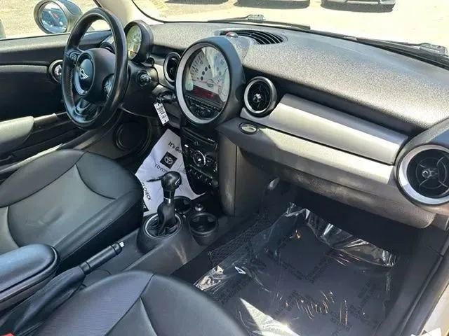 Used 2012 MINI Cooper Hardtop FWD image 11