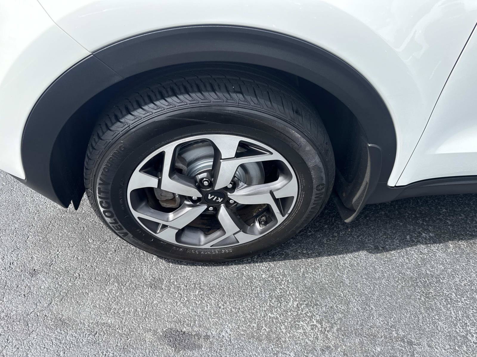 Used 2020 Kia Sportage LX AWD/4WD image 12