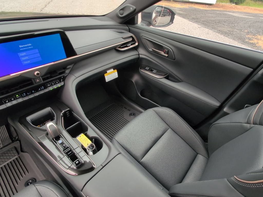 Certified 2026 Toyota Crown Signia w/ Advanced Technology Package AWD/4WD image 23