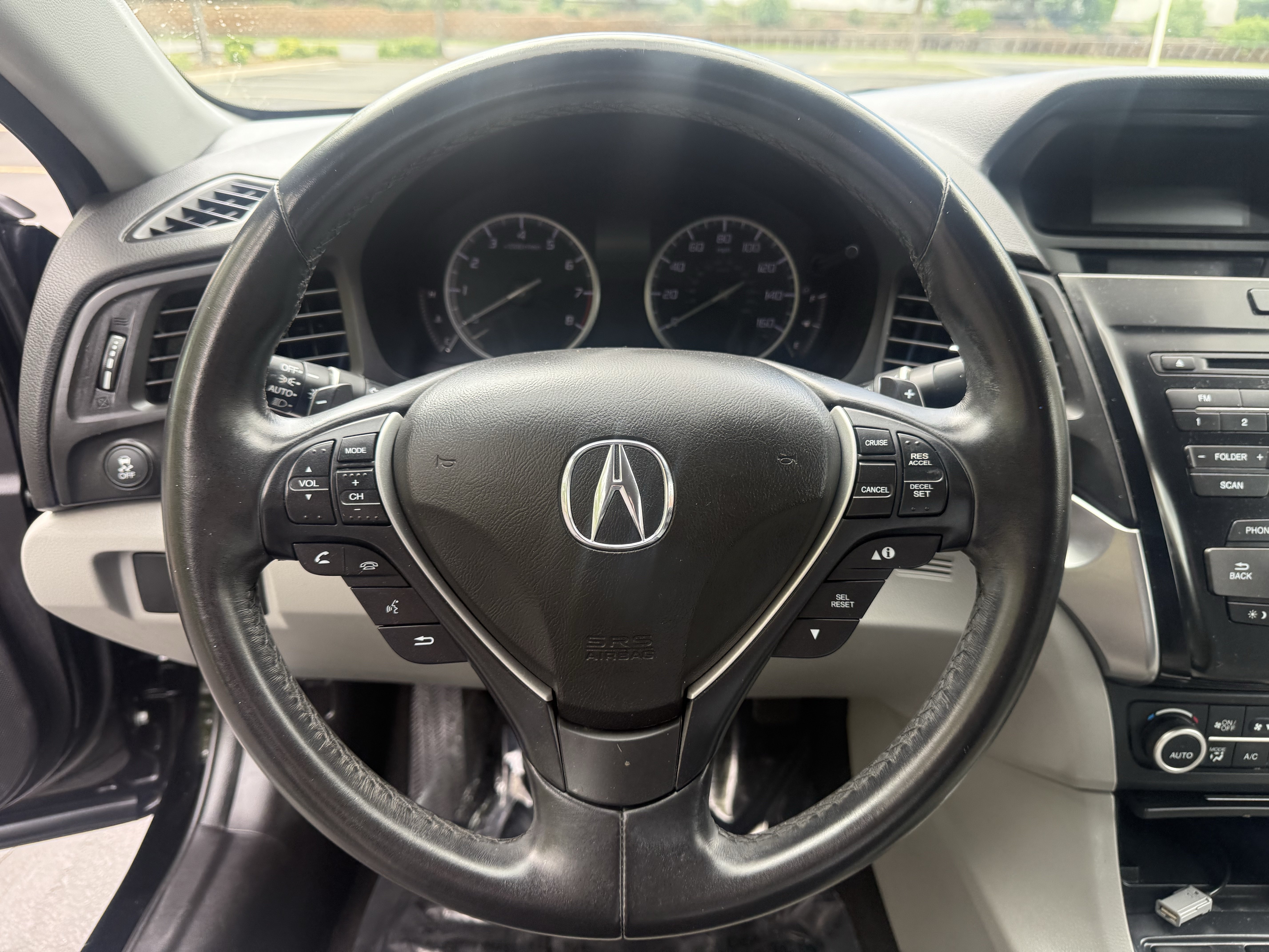 Used 2017 Acura ILX FWD image 16