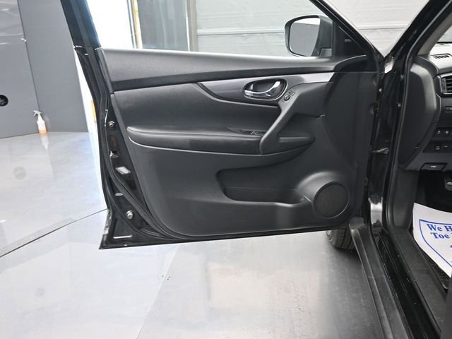Used 2019 Nissan Rogue SV AWD/4WD image 11