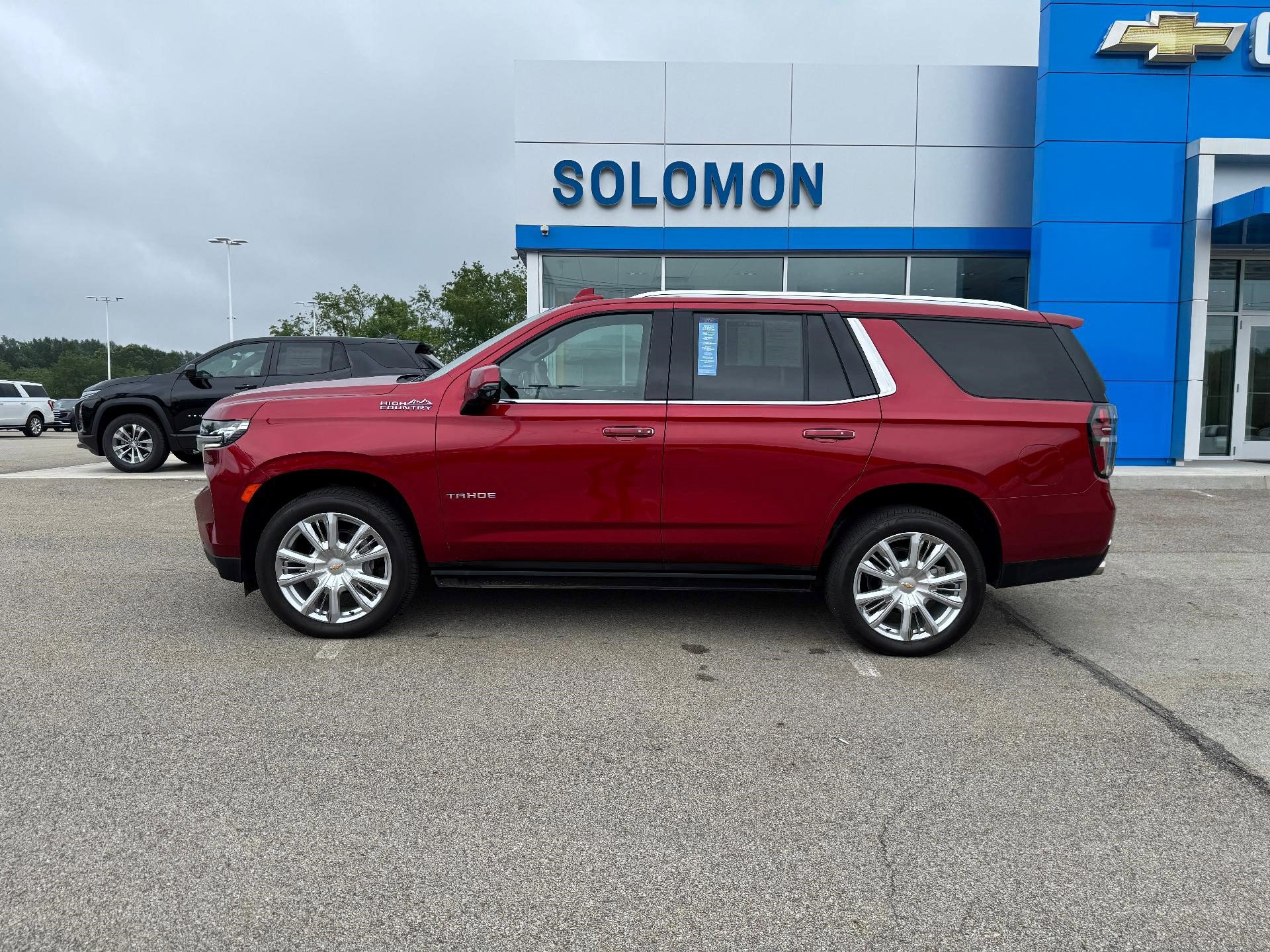 Certified 2024 Chevrolet Tahoe High Country w/ Premium Package image 2