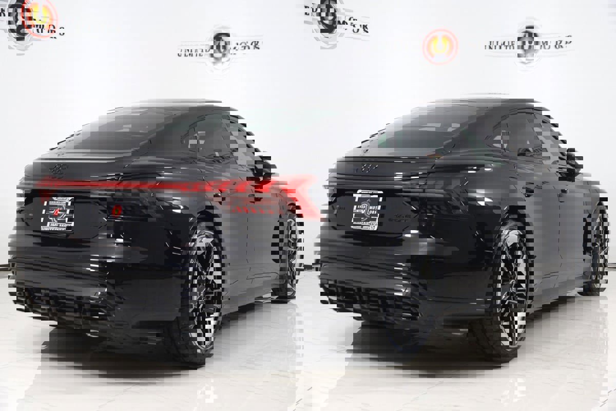 Used 2024 Audi RS e-tron GT w/ Carbon Performance Package image 3