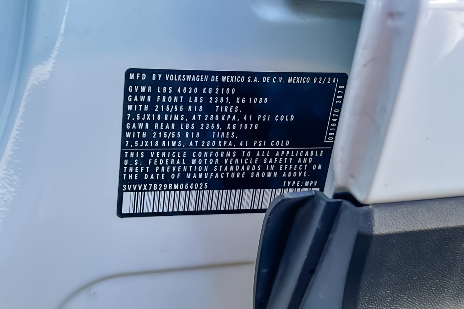 Used 2024 Volkswagen Taos SE image 40