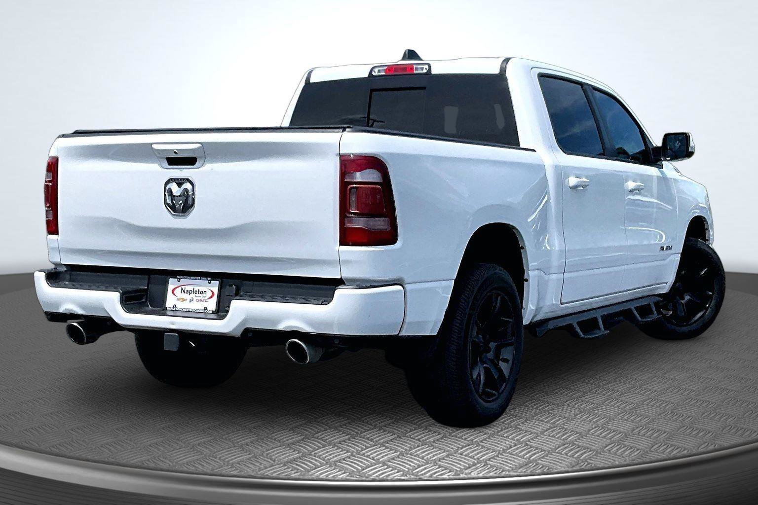 Used 2019 RAM 1500 Big Horn AWD/4WD image 2