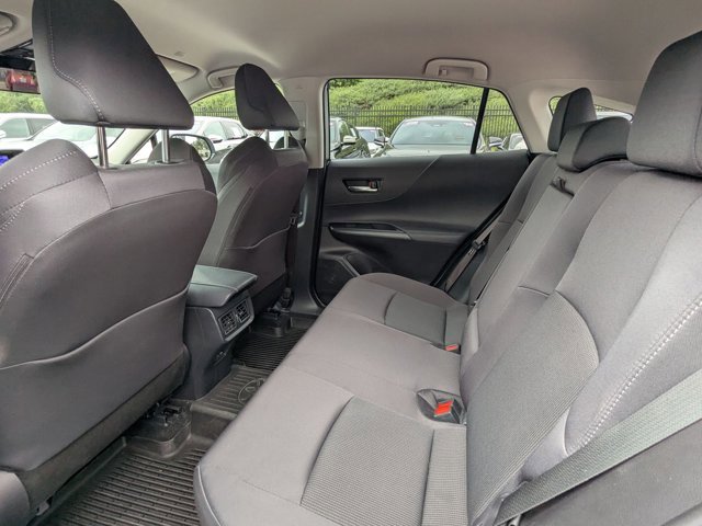 Used 2023 Toyota Venza LE image 17