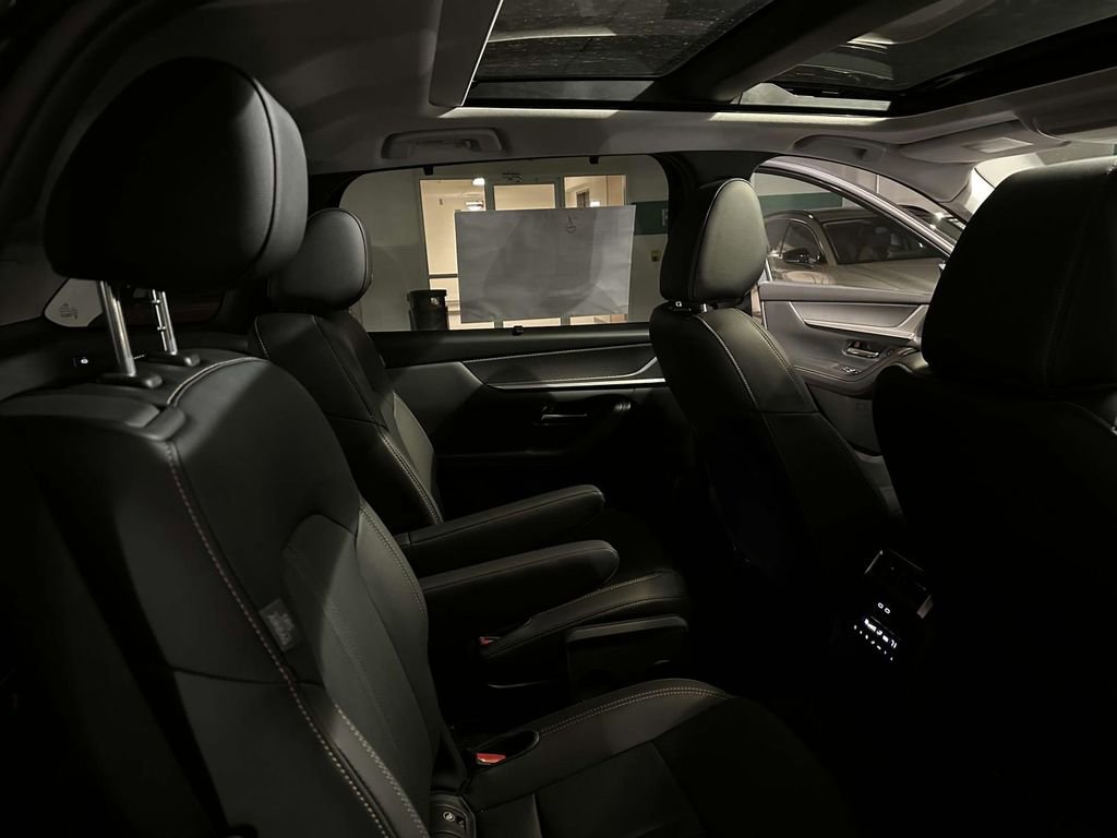 Certified 2025 MAZDA CX-90 Plug-In Hybrid w/Premium Sport image 15
