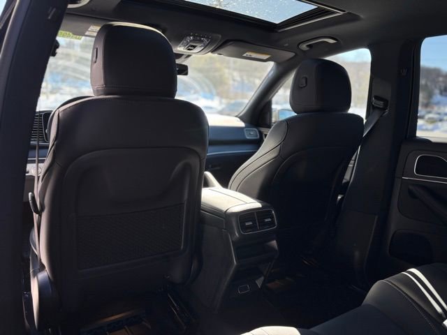 Used 2025 Mercedes-Benz GLE 350 4MATIC image 23