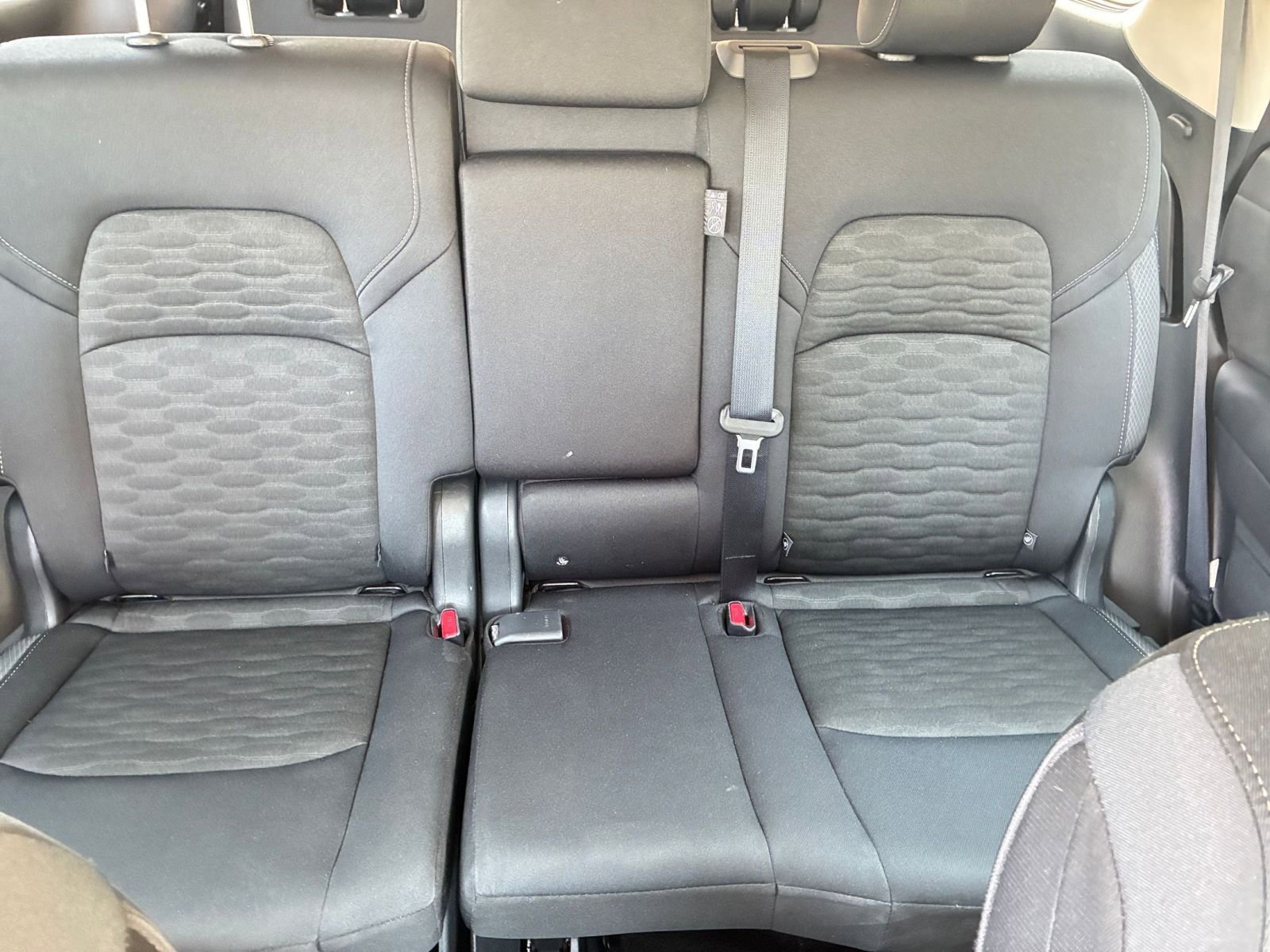 Used 2025 Nissan Pathfinder SV AWD/4WD image 46
