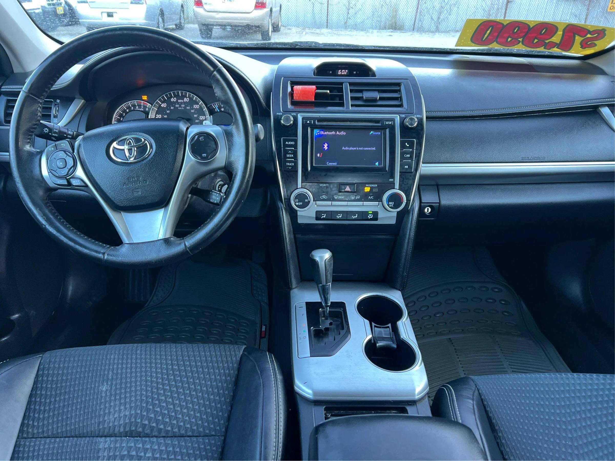 Used 2013 Toyota Camry SE image 16