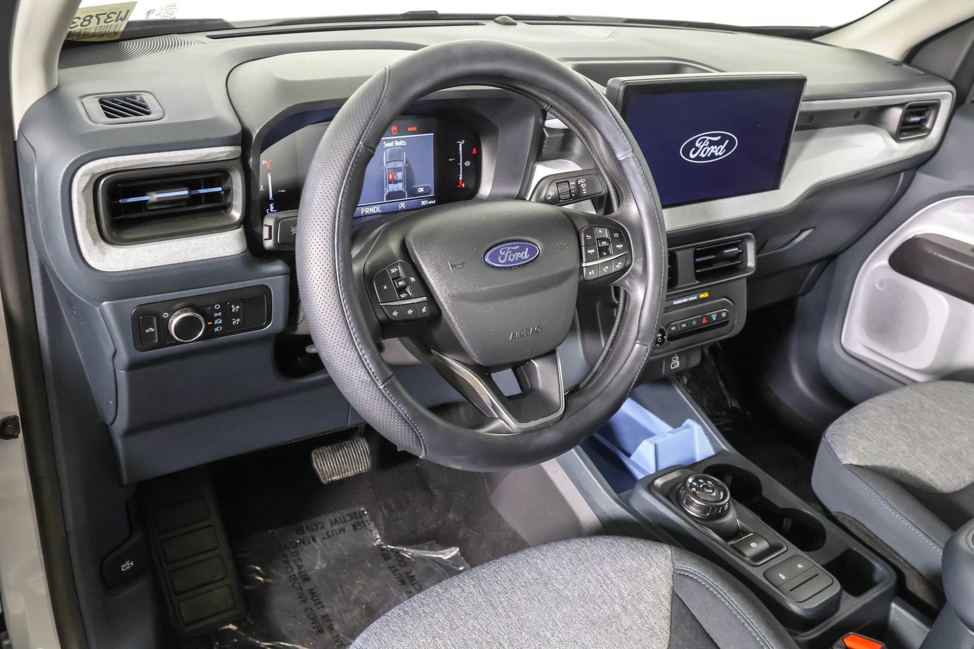 Used 2025 Ford Maverick XLT w/ Equipment Group 302A image 4