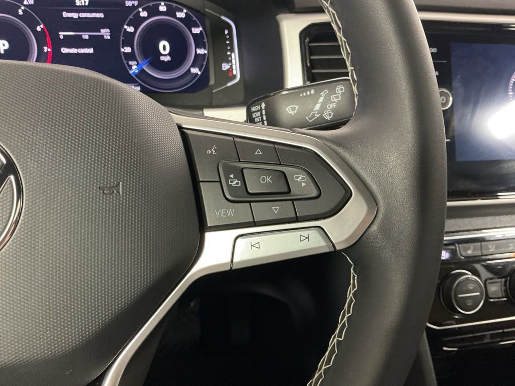 Used 2023 Volkswagen Atlas Cross Sport SE image 17