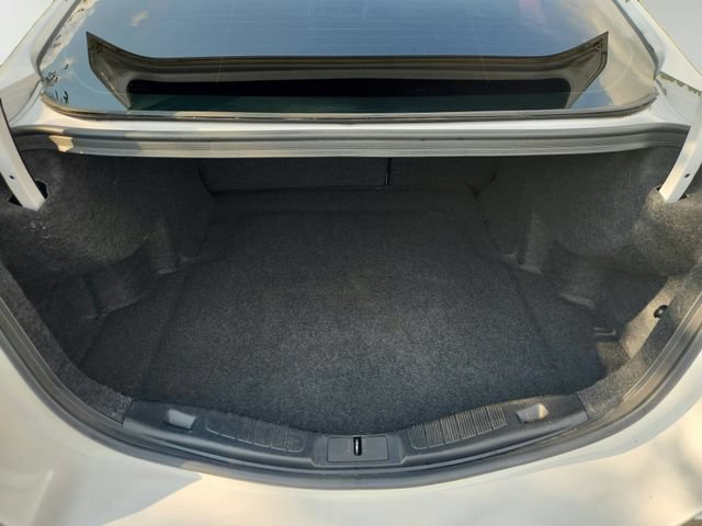 Used 2017 Ford Fusion SE w/ Fusion SE Technology Package FWD image 25