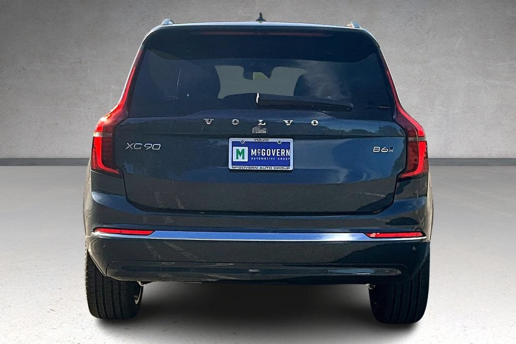 New 2026 Volvo XC90 B6 Plus w/ Protection Package Premier AWD/4WD image 4